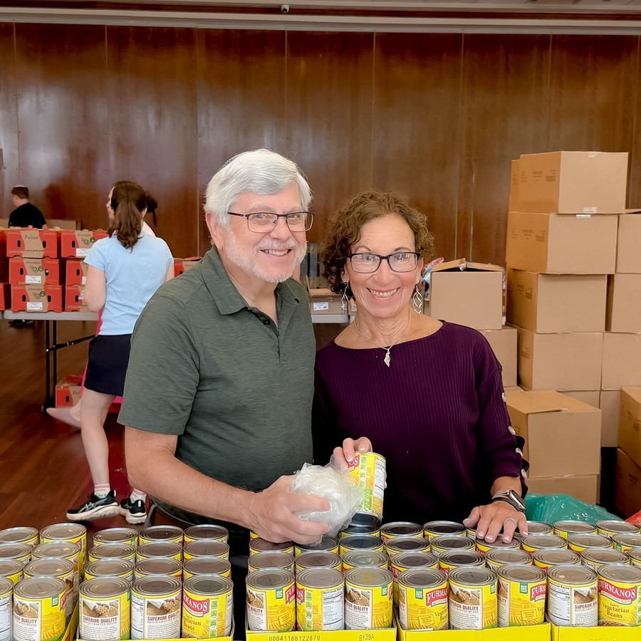 Volunteers sorting food at JRA